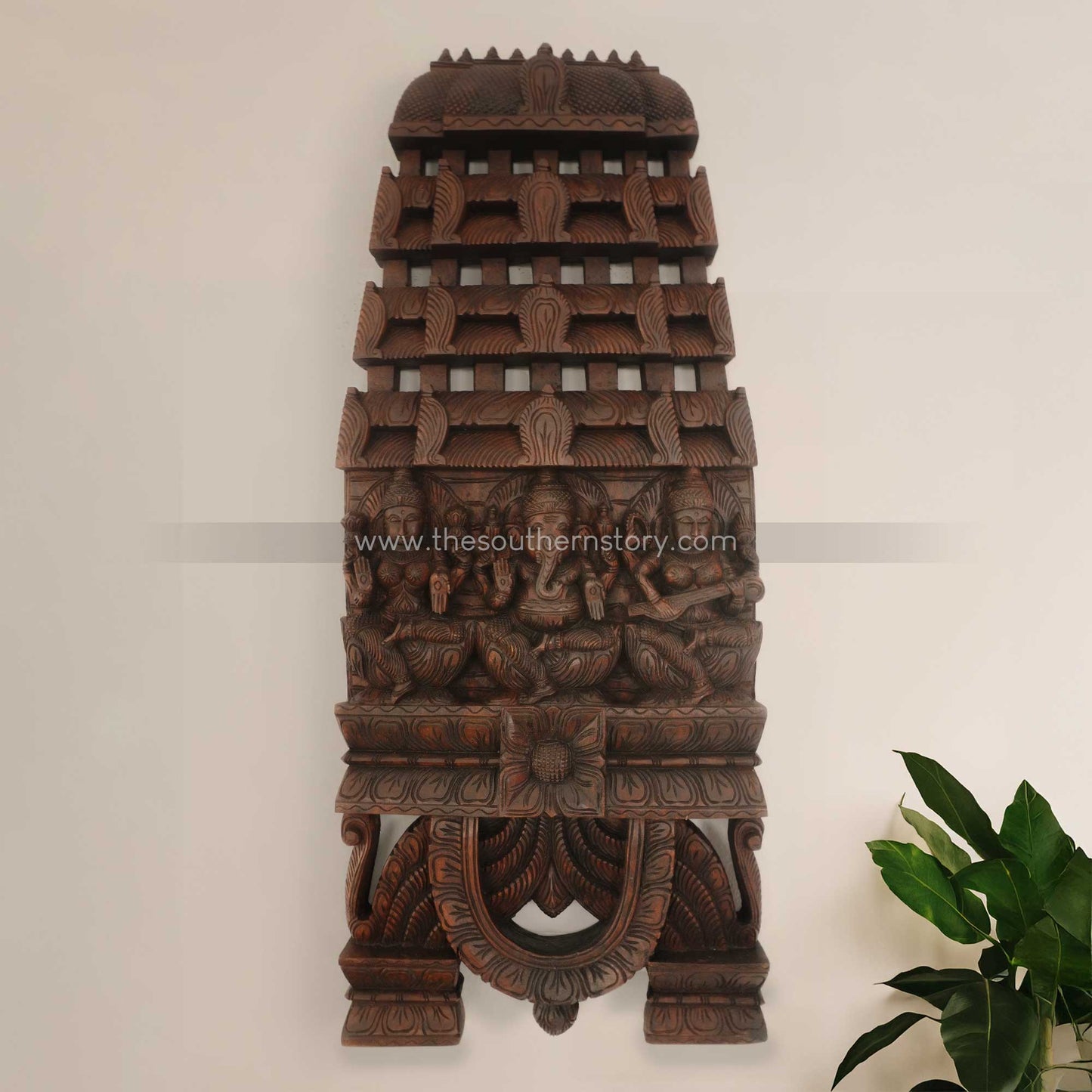 Chettinad Wooden Carved Kavadi Wall Panel (36 inch)